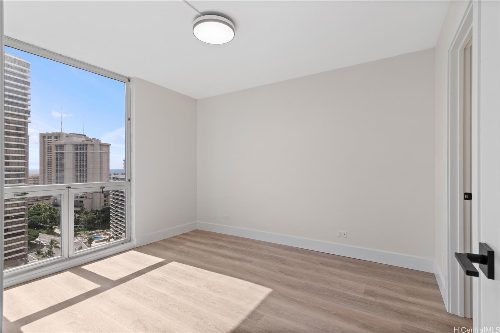 469 Ena Road, Unit 2304 Honolulu, HI 96815 - Photo 11 of 25