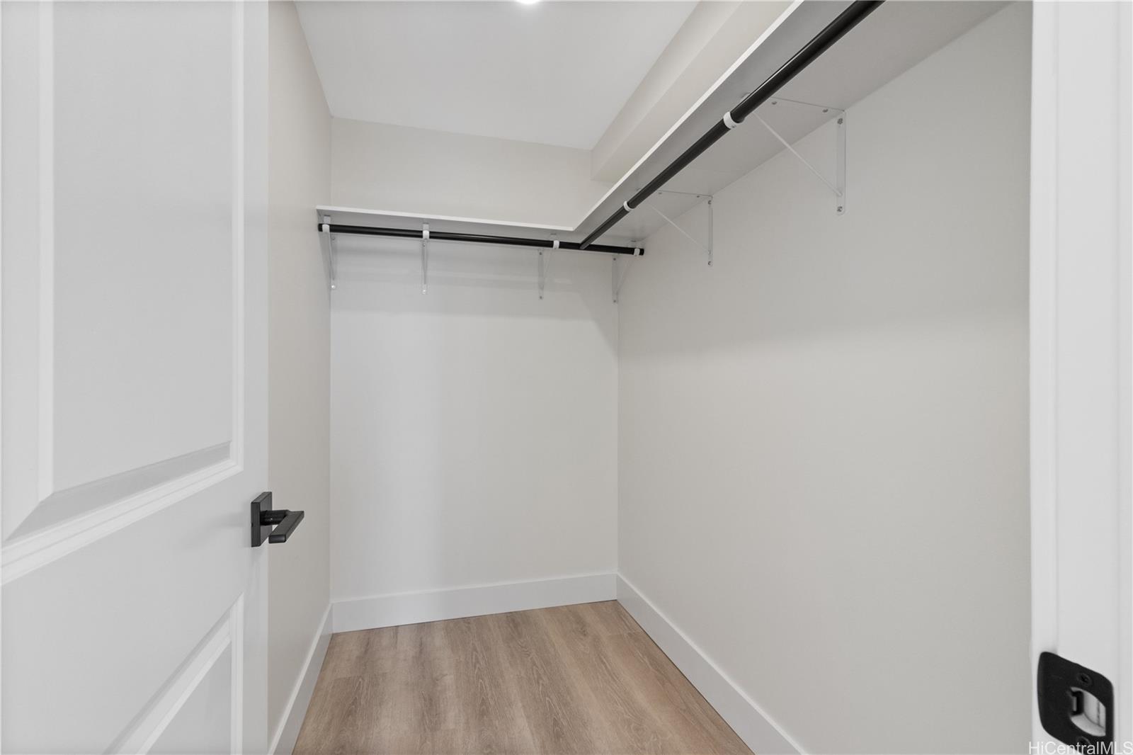 469 Ena Road, Unit 2304 Honolulu, HI 96815 - Photo 15 of 25 Spacious walk-in closet offering ample storage, a rare feature that adds exceptional convenience