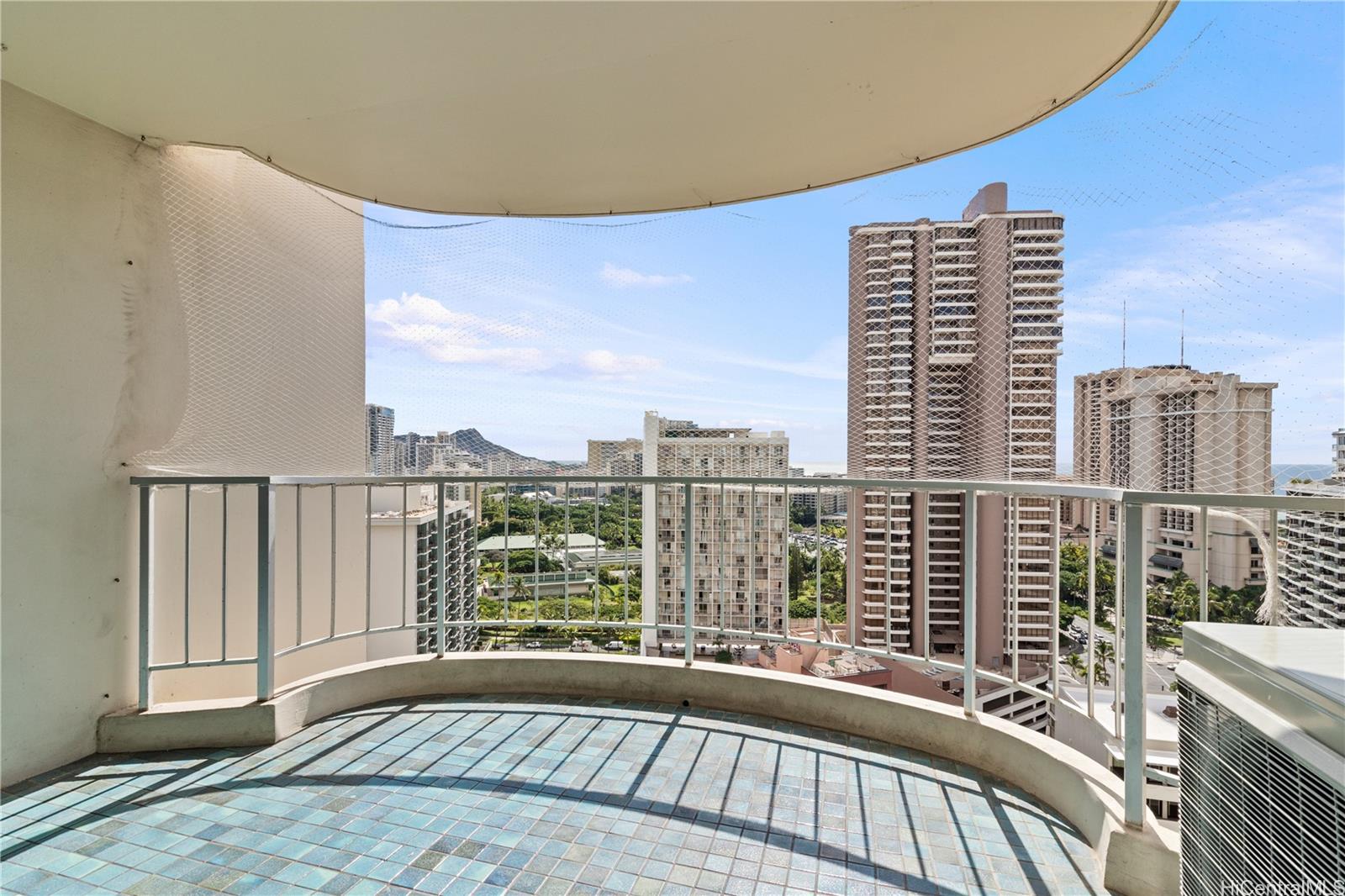 469 Ena Road, Unit 2304 Honolulu, HI 96815 - Photo 9 of 25