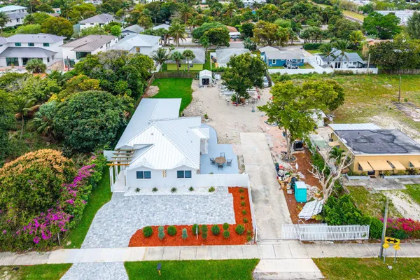 $6,500 | 202 Southeast 4th Street, Delray Beach, FL 33483