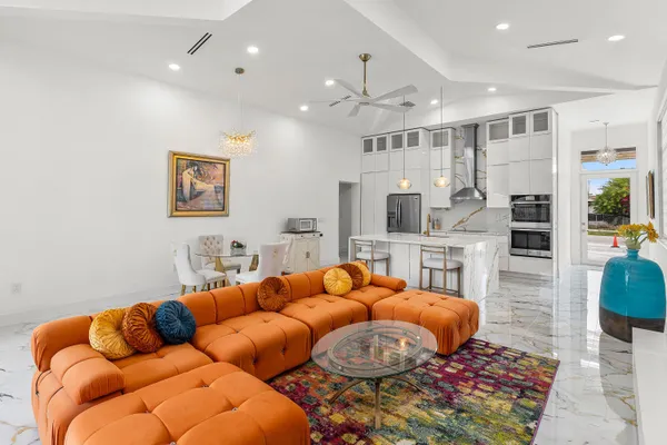 $6,500 | 202 Southeast 4th Street, Delray Beach, FL 33483