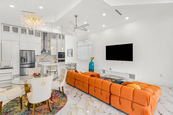 $6,500 | 202 Southeast 4th Street, Delray Beach, FL 33483