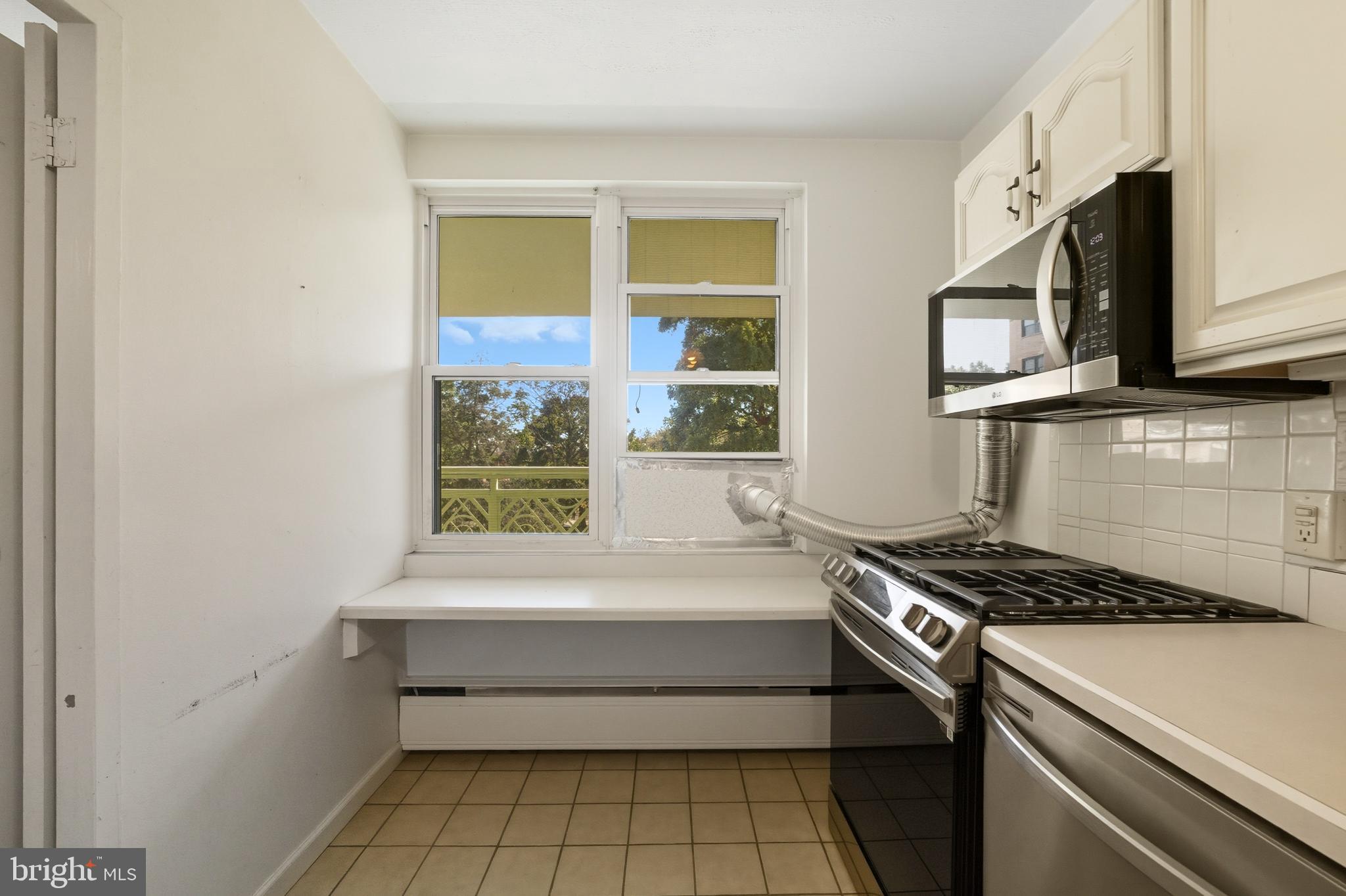 7900 Old York Road, Unit 414B Elkins Park, PA 19027 - Photo 13 of 25