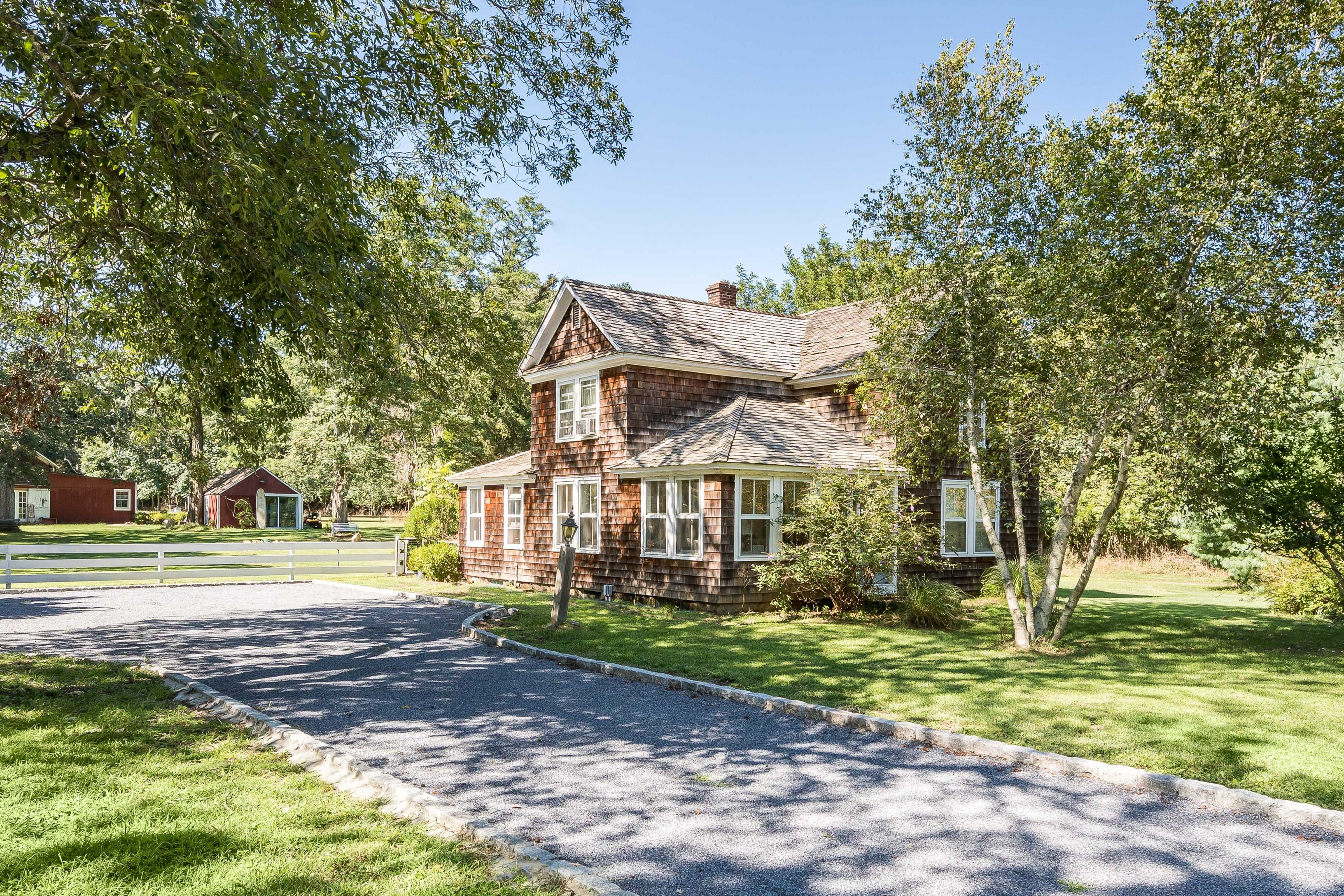 599 Springs Fireplace Road East Hampton, NY 11937 - Photo 1 of 27 Gallery Image 1