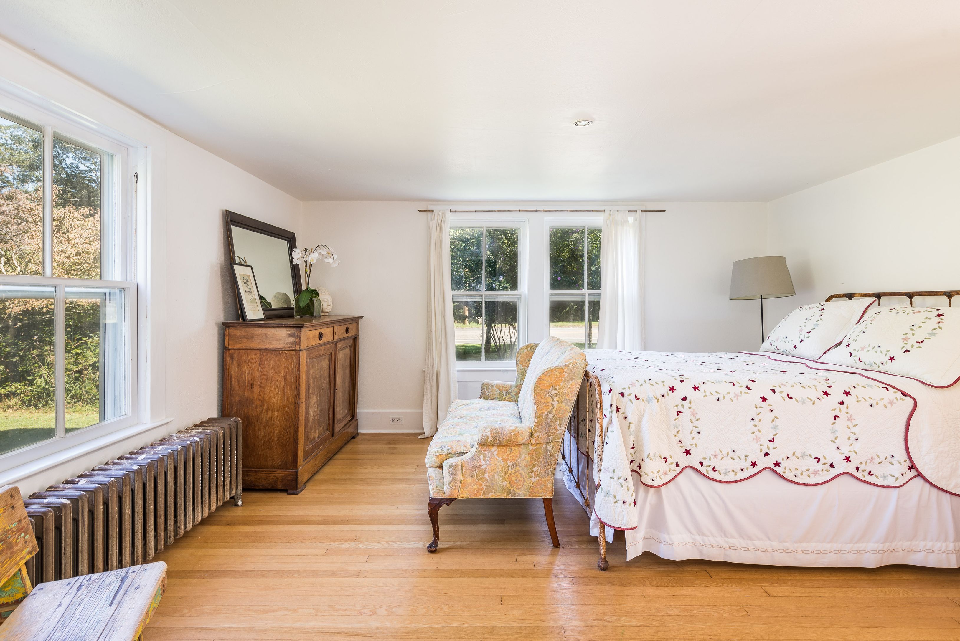 599 Springs Fireplace Road East Hampton, NY 11937 - Photo 12 of 27 Gallery Image 12