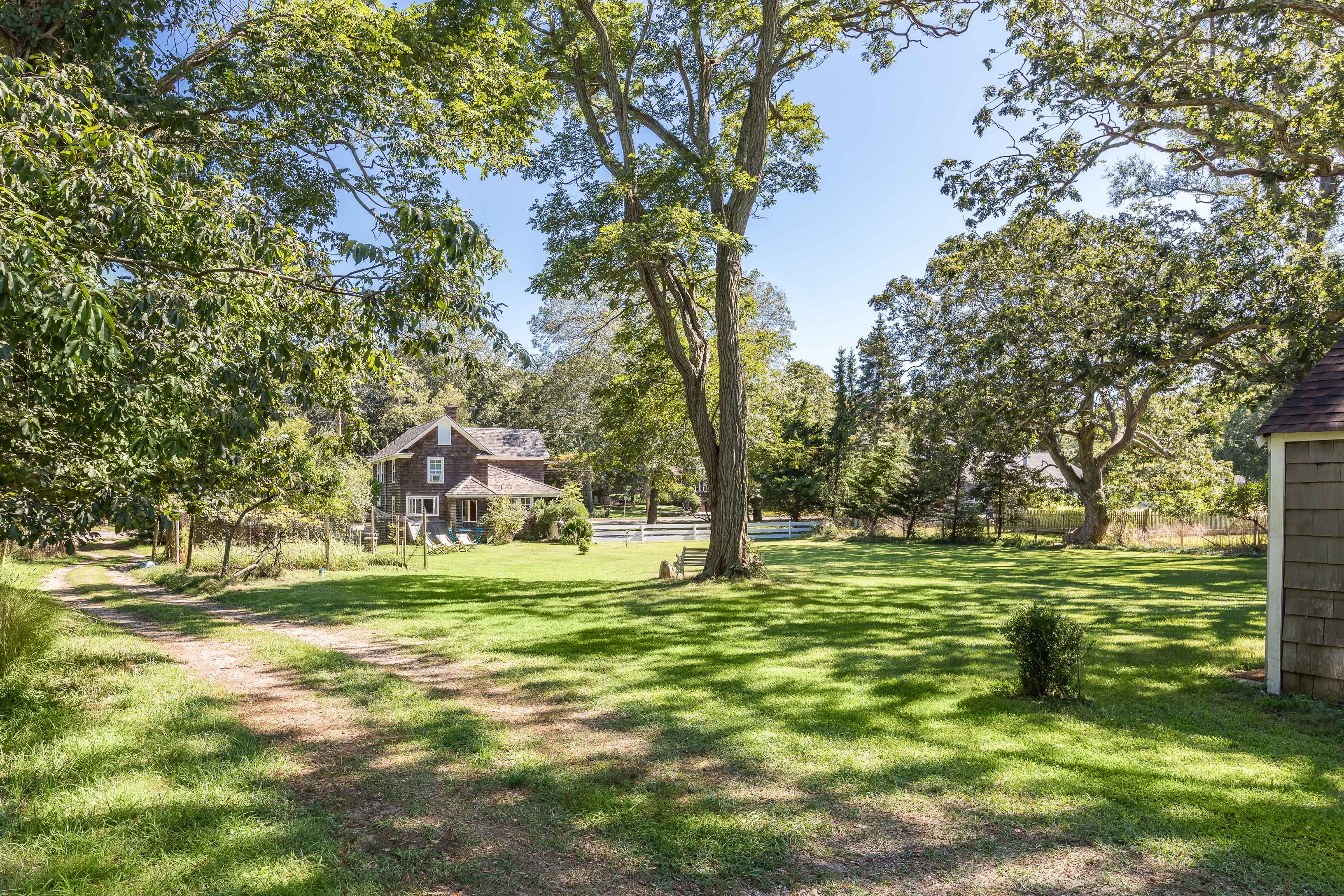 599 Springs Fireplace Road East Hampton, NY 11937 - Photo 5 of 27 Gallery Image 5