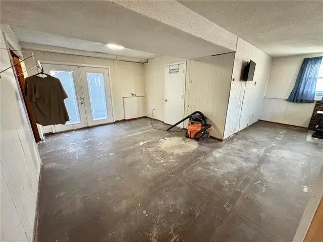 $250,000 | 589 Highway 13, Warrensburg, MO 64093