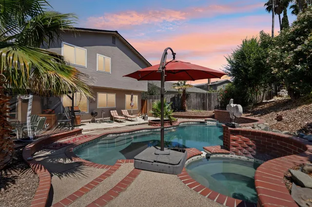 $635,000 | 8058 Mesa Oak Way, Citrus Heights, CA 95610