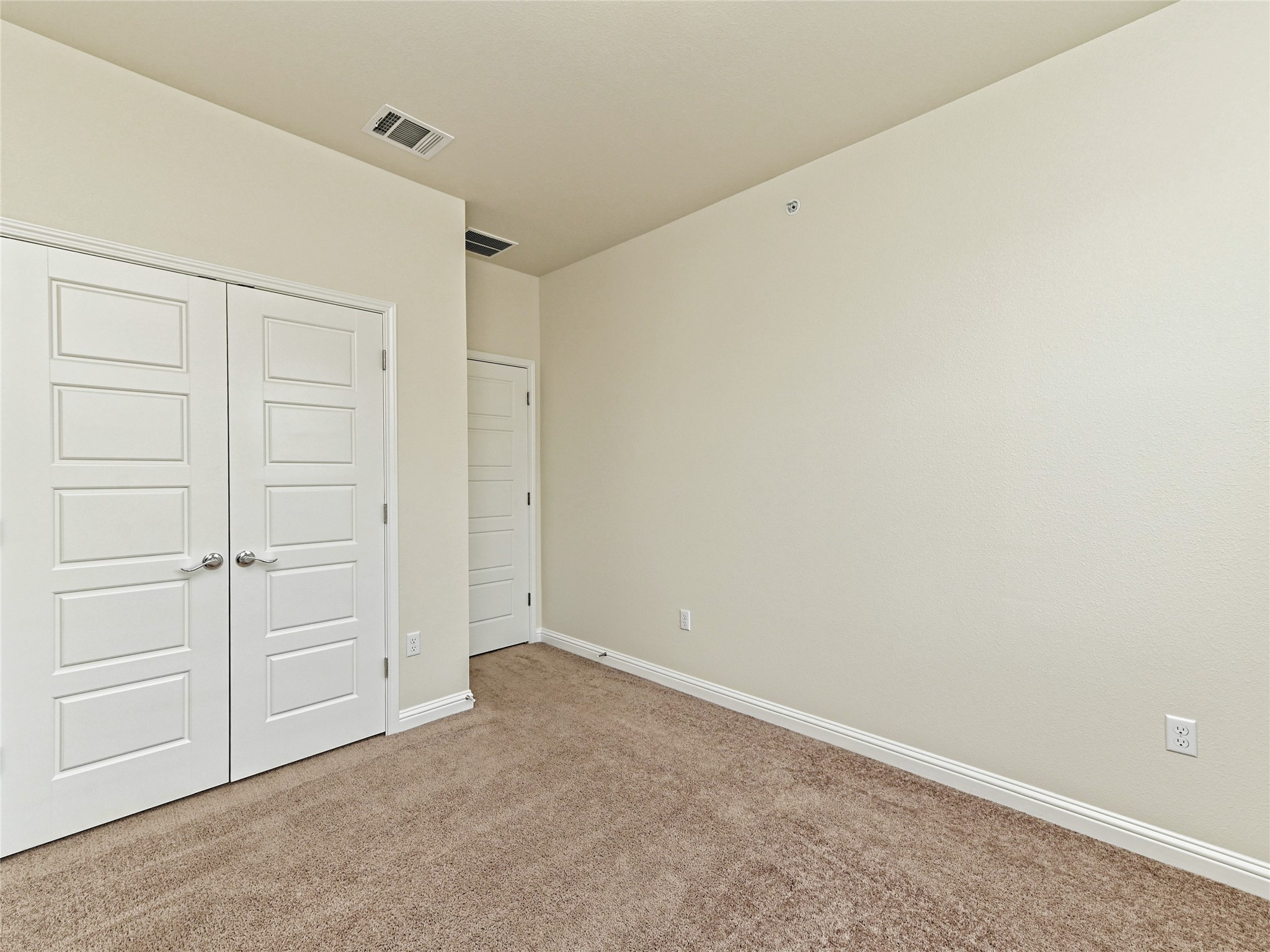 6814 East Riverside Drive, Unit 63 Austin, TX 78741 - Photo 21 of 24 Gallery Image 21