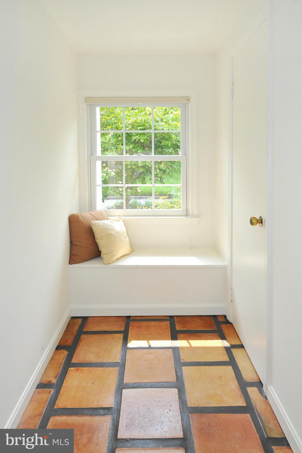 7616 Sebago Road Bethesda, MD 20817 - Photo 14 of 30 Interior (General)
