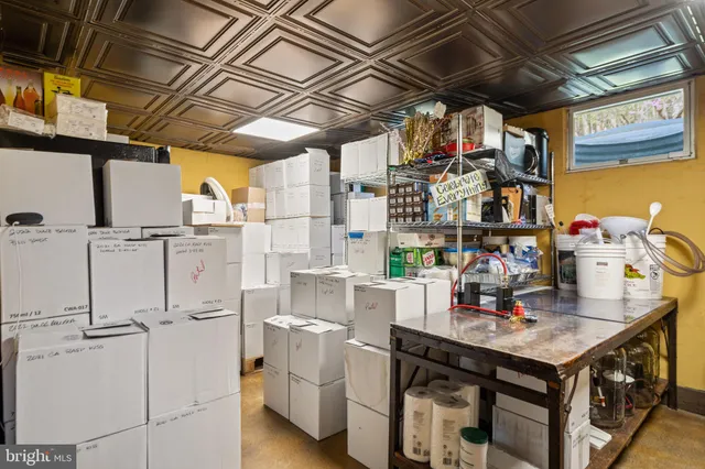 $1,700,000 | 9831 Fox Road, Frederick, MD 21702