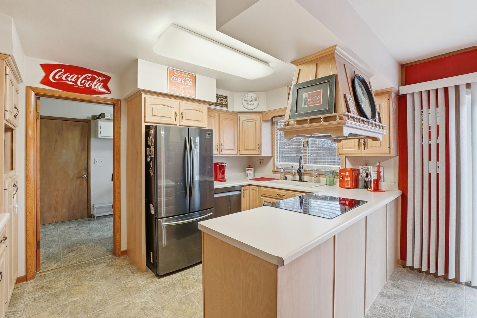 101 South 4080 W Road Kankakee, IL 60901 - Photo 6 of 21 a kitchen that has a lot of cabinets in it