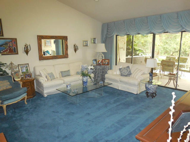10375 Greenbriar Court Boca Raton, FL 33498 - Photo 12 of 41 LIVING ROOM