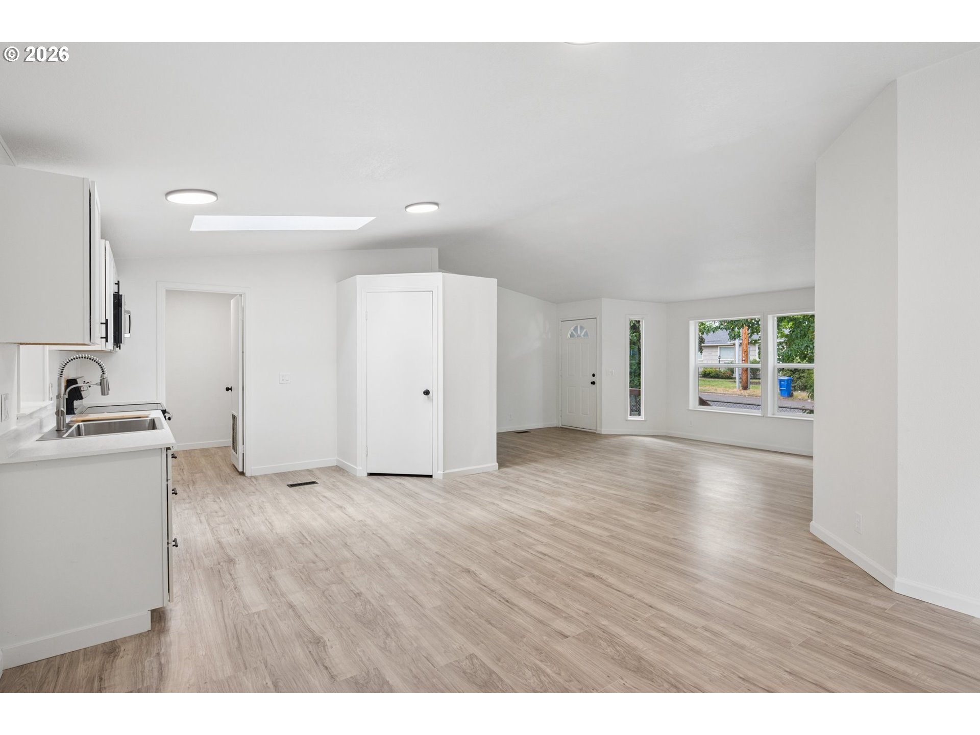 12420 Southeast Bush Street, Unit 1 Portland, OR 97236 - Photo 15 of 33