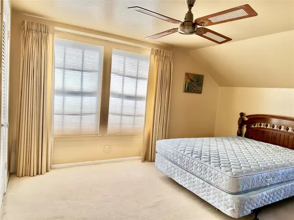 $359,900 | 1102 North Edwards Court, Irving, TX 75062