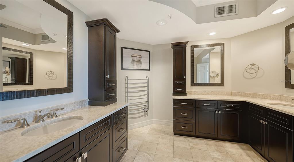 393 North Point Road, Unit 301 Osprey, FL 34229 - Photo 21 of 82