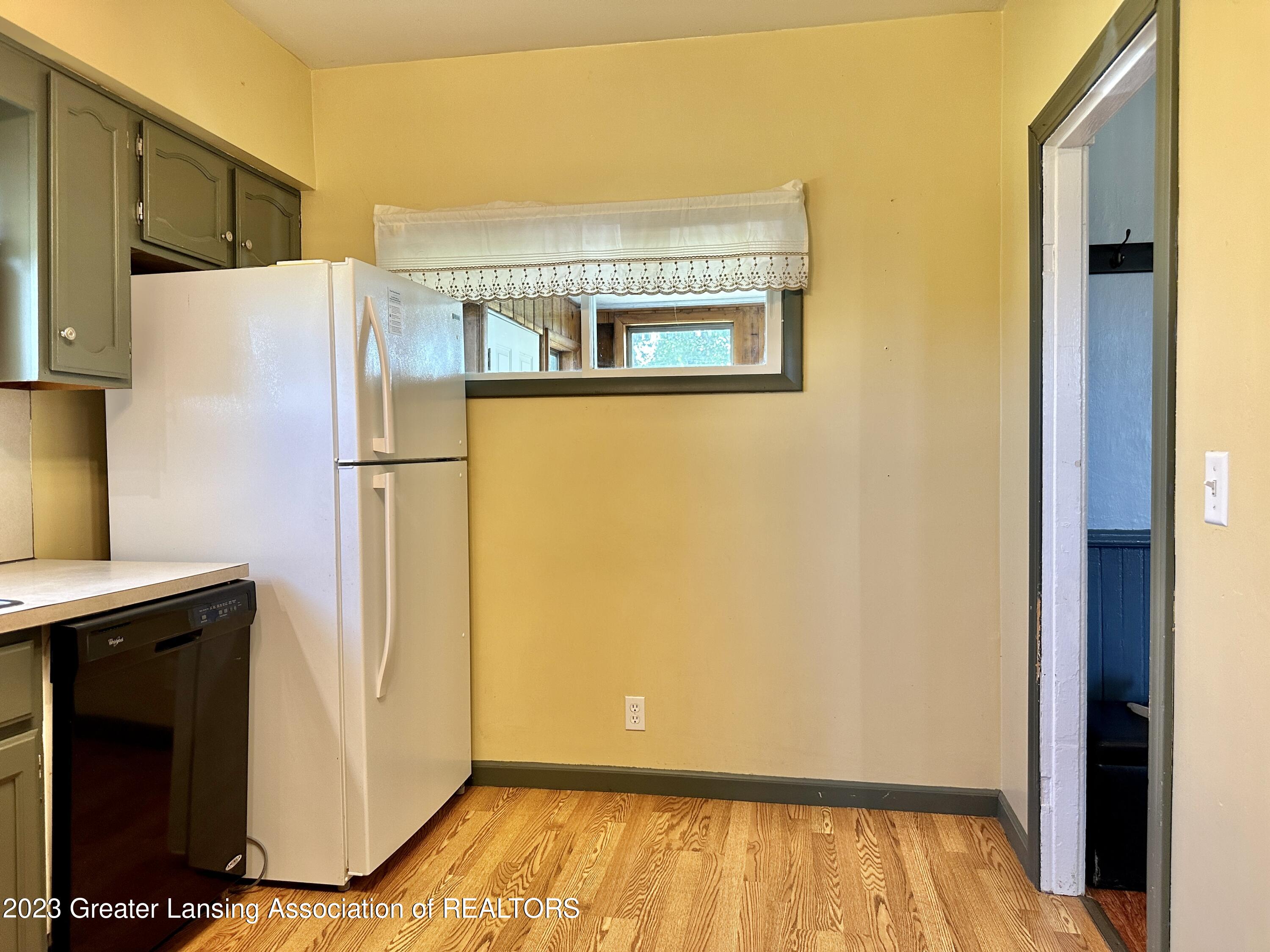 7934 West Allan Road Elsie, MI 48831 - Photo 14 of 56 Kitchen
