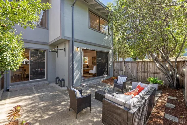 $850,000 | 212 Sylvia Way, San Rafael, CA 94903