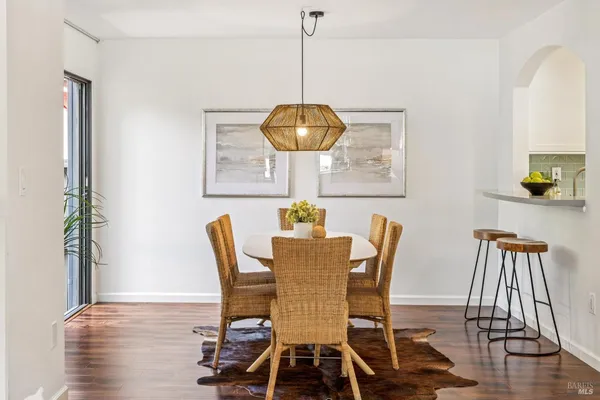 $850,000 | 212 Sylvia Way, San Rafael, CA 94903