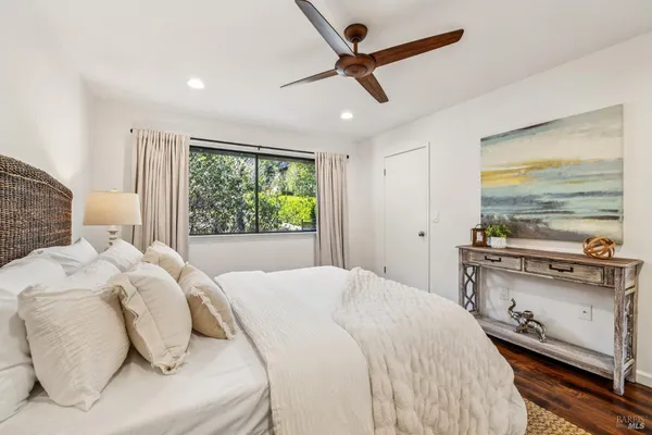 $850,000 | 212 Sylvia Way, San Rafael, CA 94903