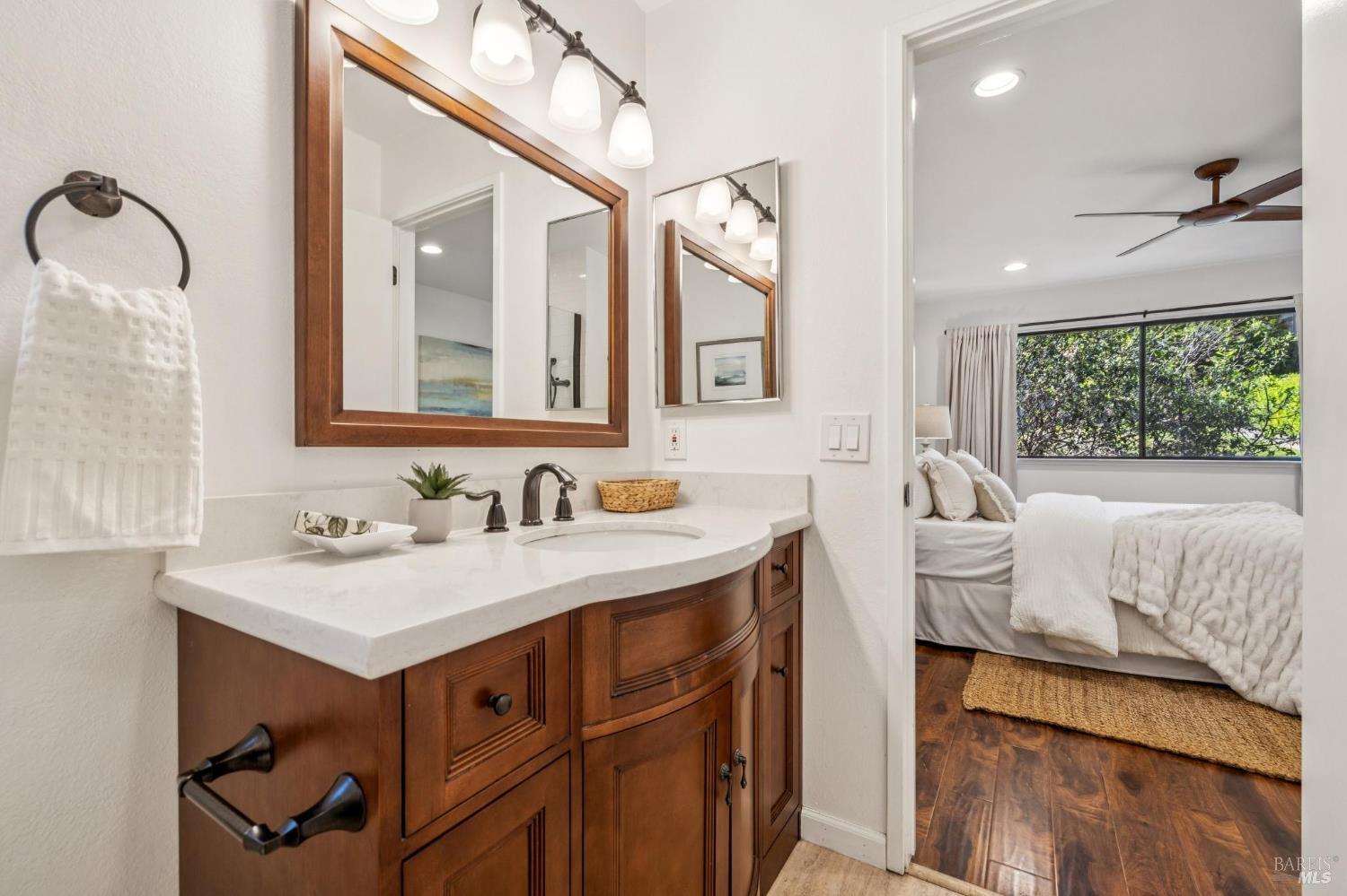 212 Sylvia Way San Rafael, CA 94903 - Photo 35 of 52 Primary en-suite bathroom