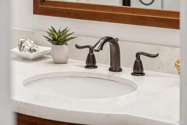 $850,000 | 212 Sylvia Way, San Rafael, CA 94903