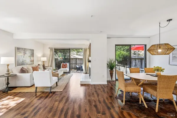 $850,000 | 212 Sylvia Way, San Rafael, CA 94903