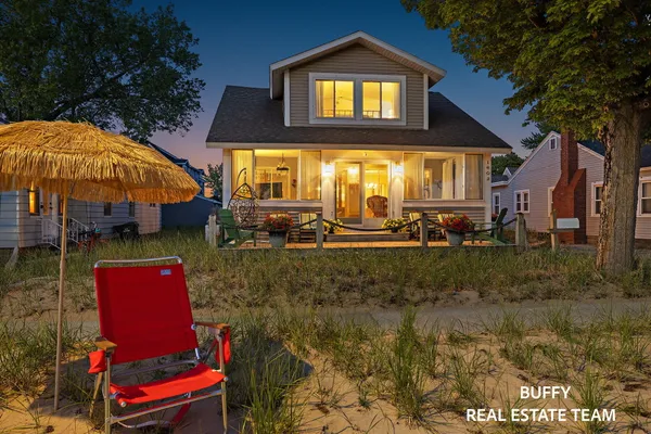 $699,000 | 1602 Beach Street, Muskegon, MI 49441