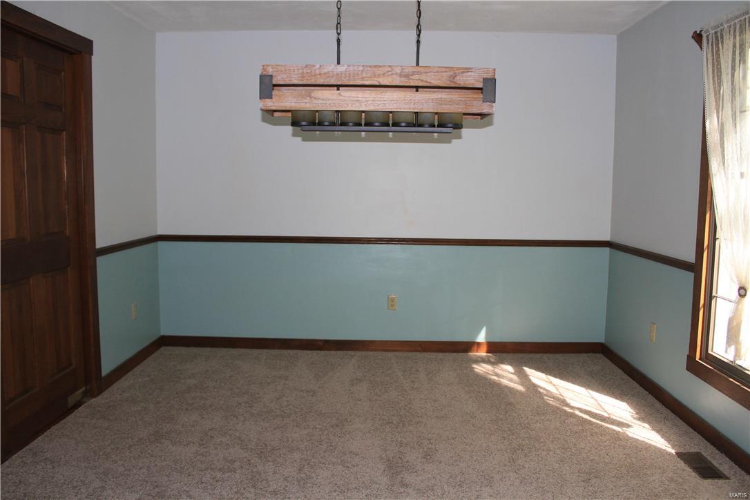 618 Goldfinch Lane Troy, IL 62294 - Photo 12 of 40 Gallery Image 12