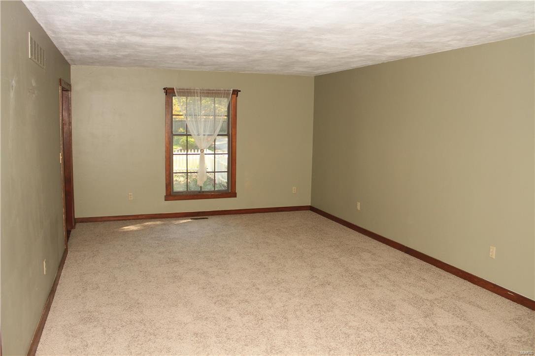 618 Goldfinch Lane Troy, IL 62294 - Photo 15 of 40 Gallery Image 15