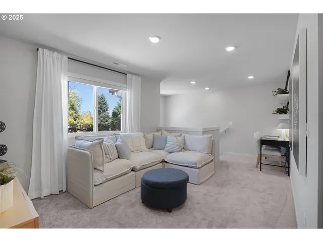 $562,400 | 33362 Southwest Rokin Way, Scappoose, OR 97056