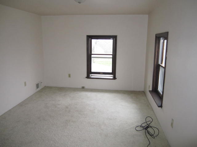 3155 East 15th Road Ottawa, IL 61350 - Photo 13 of 19