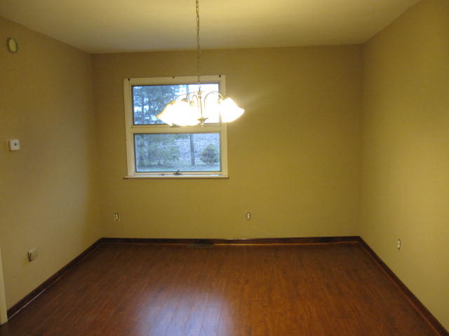 3155 East 15th Road Ottawa, IL 61350 - Photo 4 of 19