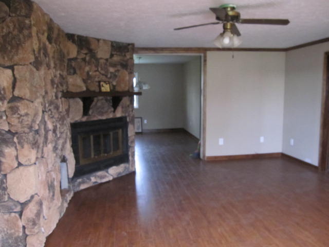 3155 East 15th Road Ottawa, IL 61350 - Photo 7 of 19