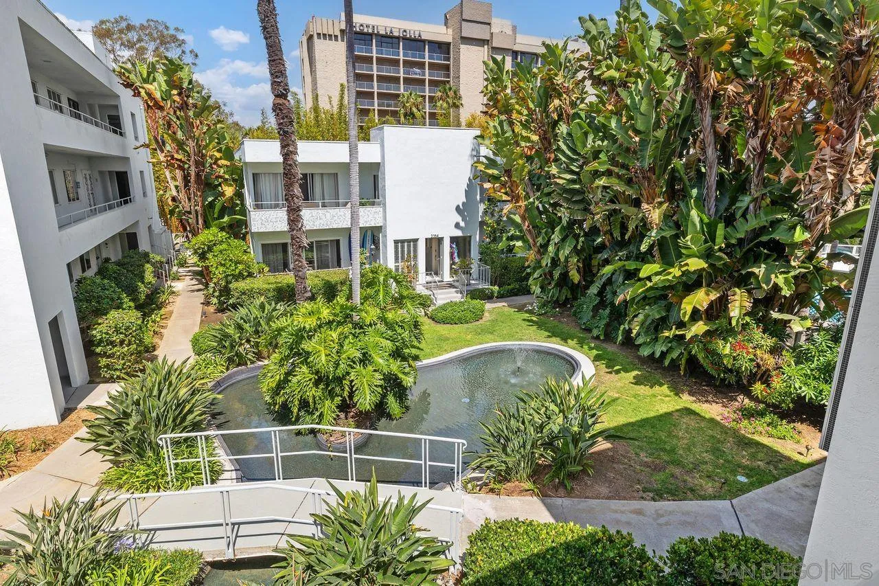2368 Torrey Pines Road, Unit 63 La Jolla, CA 92037 - Photo 3 of 41 View