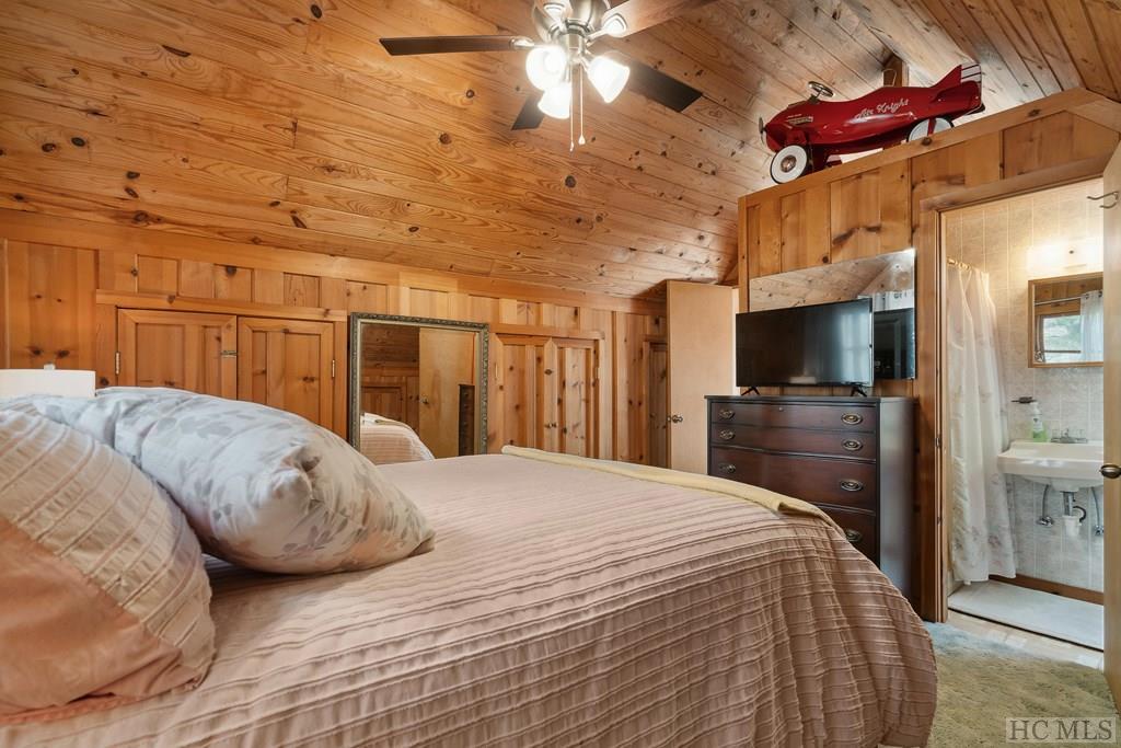 348 Doe Falls Road Highlands, NC 28741 - Photo 20 of 38 Gallery Image 20