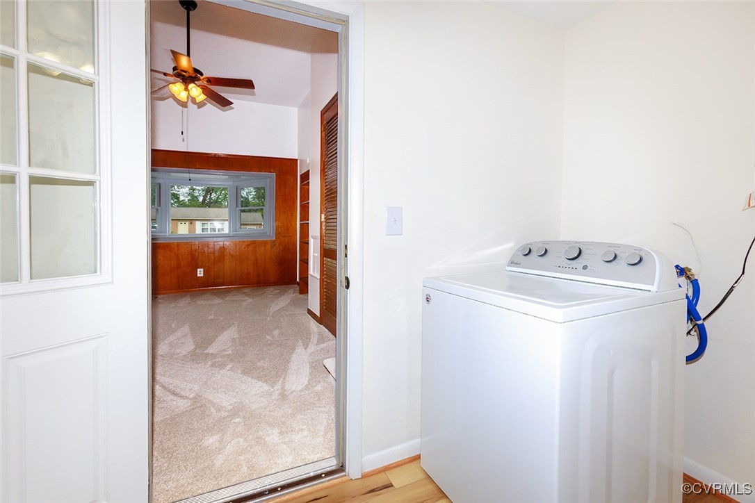 118 Winston Drive Williamsburg, VA 23185 - Photo 15 of 28 a utility room with dryer and washer