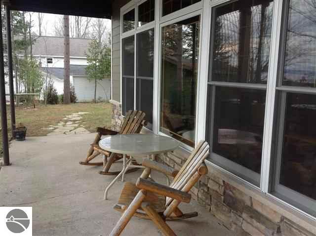4075 Euclid Road Interlochen, MI 49643 - Photo 16 of 20 1741349-15.JPG