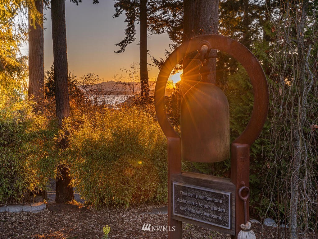 8045 Possession Road Clinton, WA 98236 - Photo 29 of 38