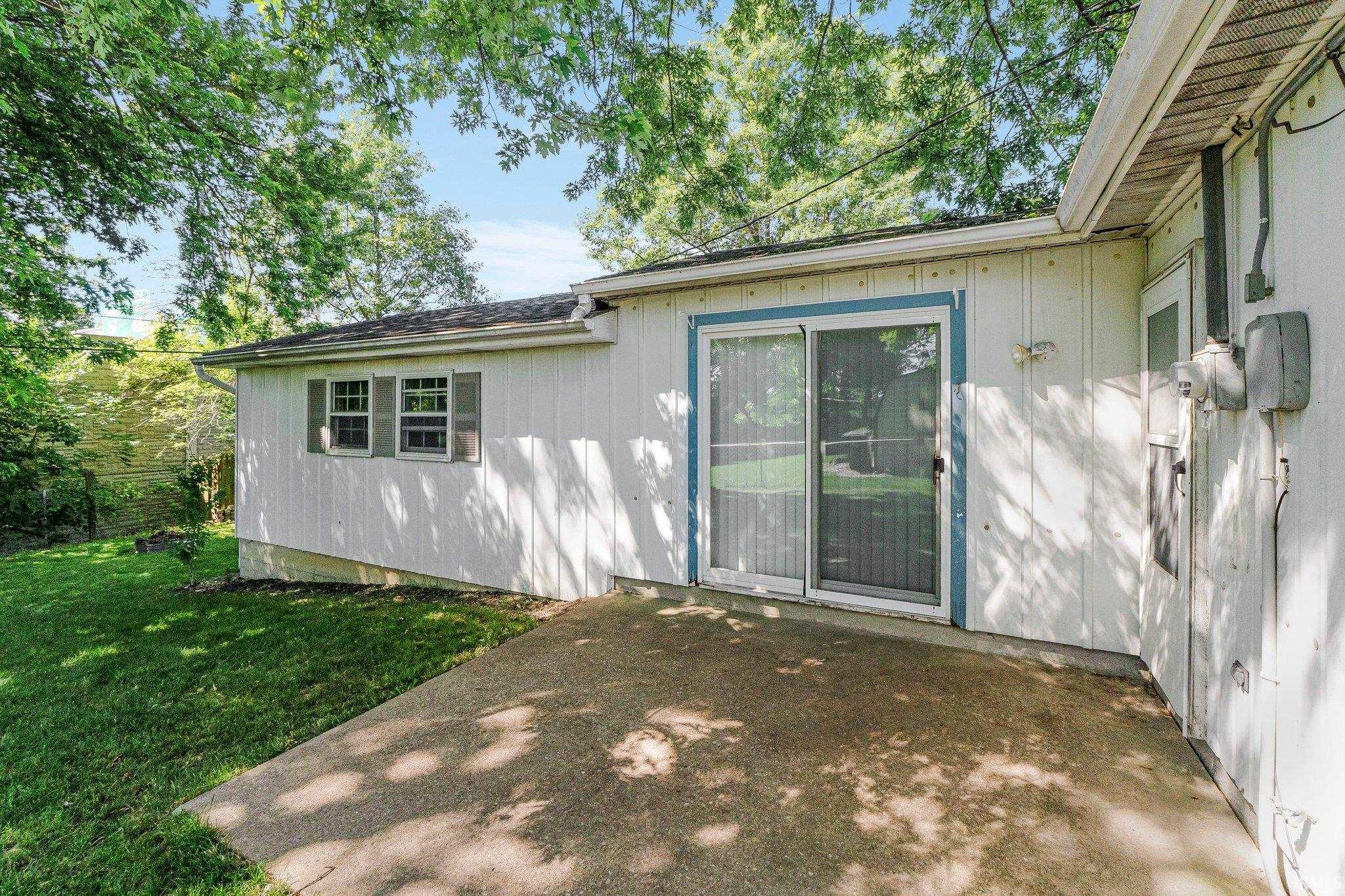 834 Applewood Road Fort Wayne, IN 46825 - Photo 34 of 36 Gallery Image 34