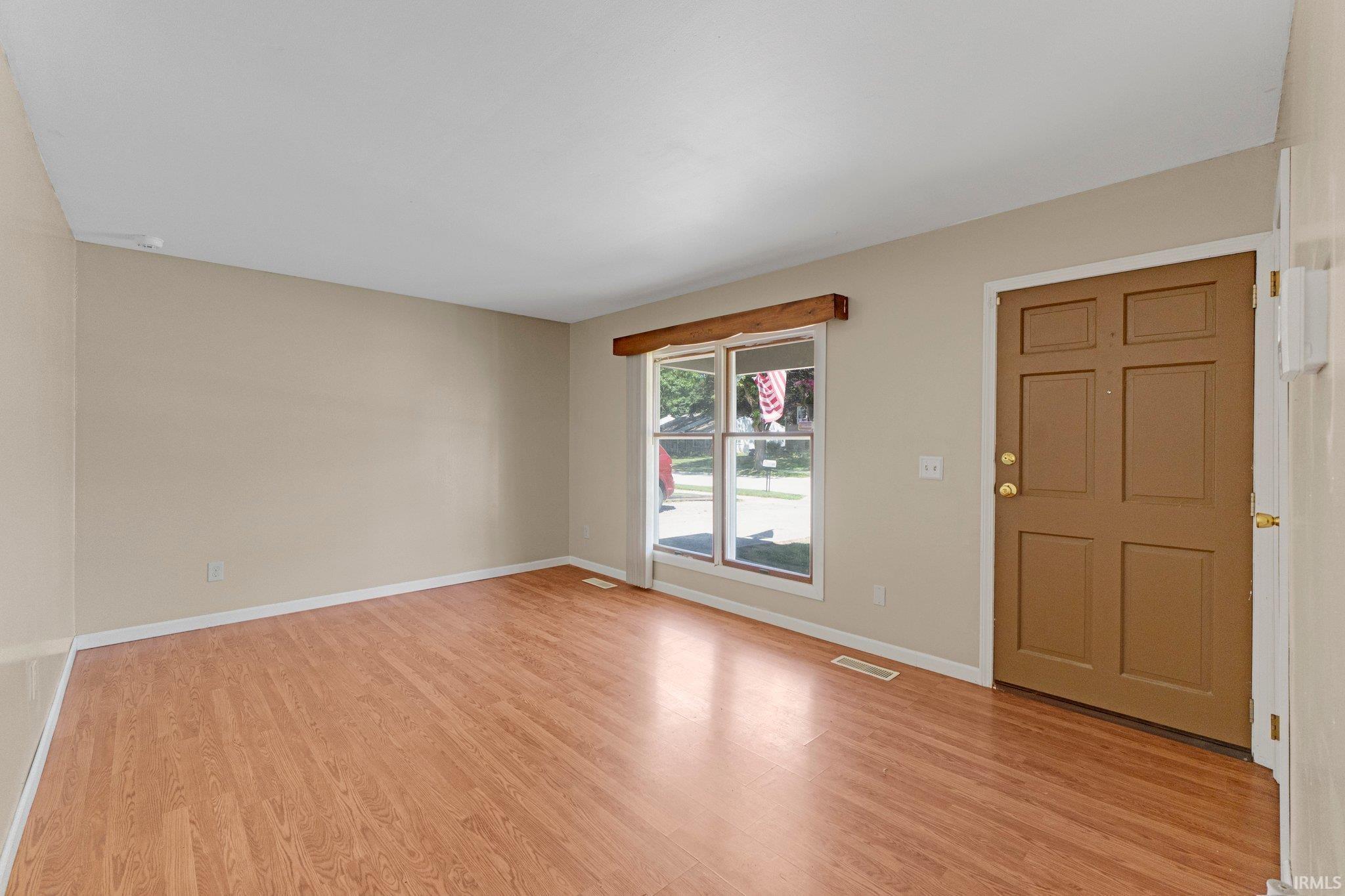 834 Applewood Road Fort Wayne, IN 46825 - Photo 6 of 36 Gallery Image 6