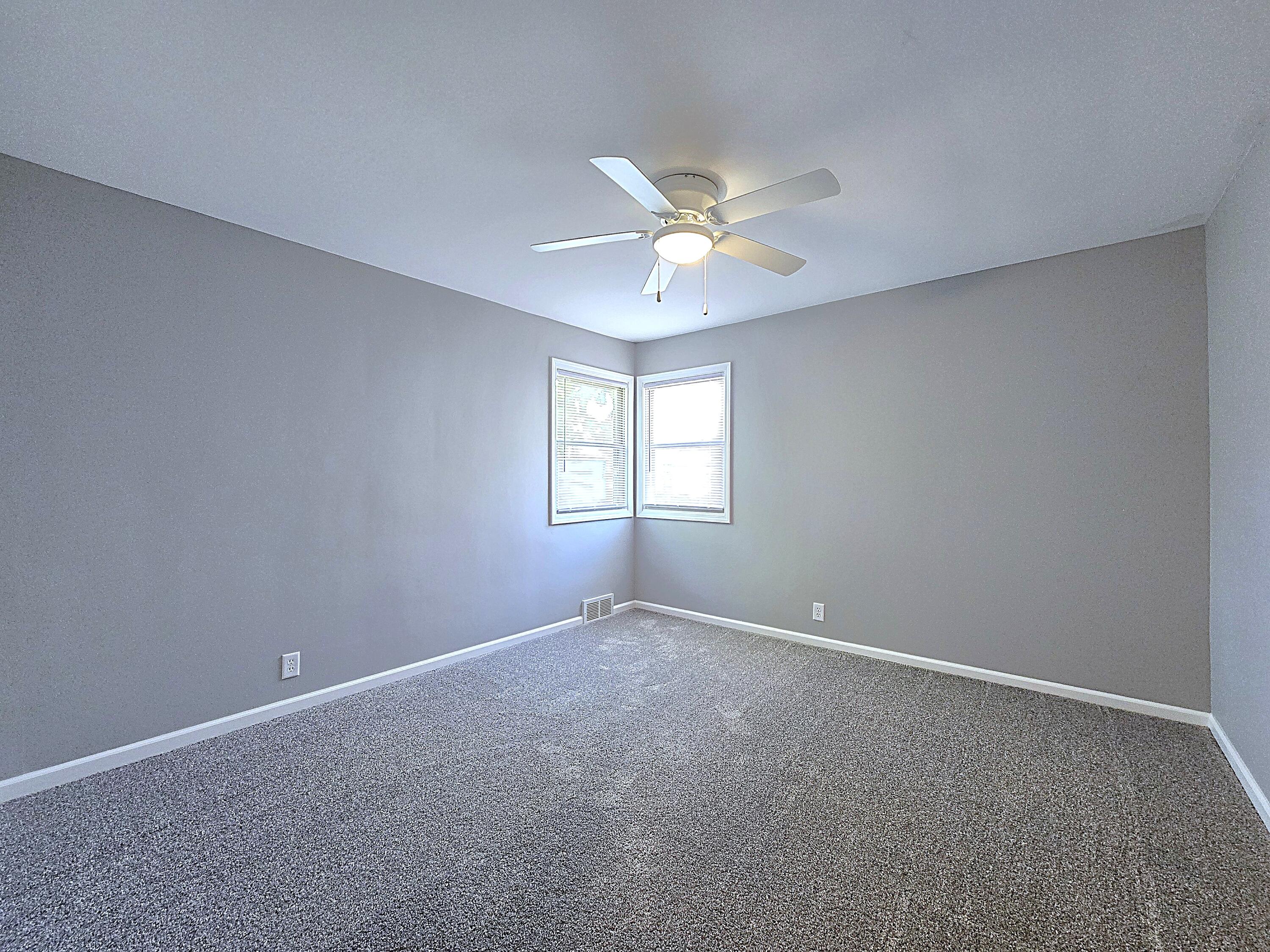 4445 South Burrell Street Milwaukee, WI 53207 - Photo 34 of 44 Bedroom 3