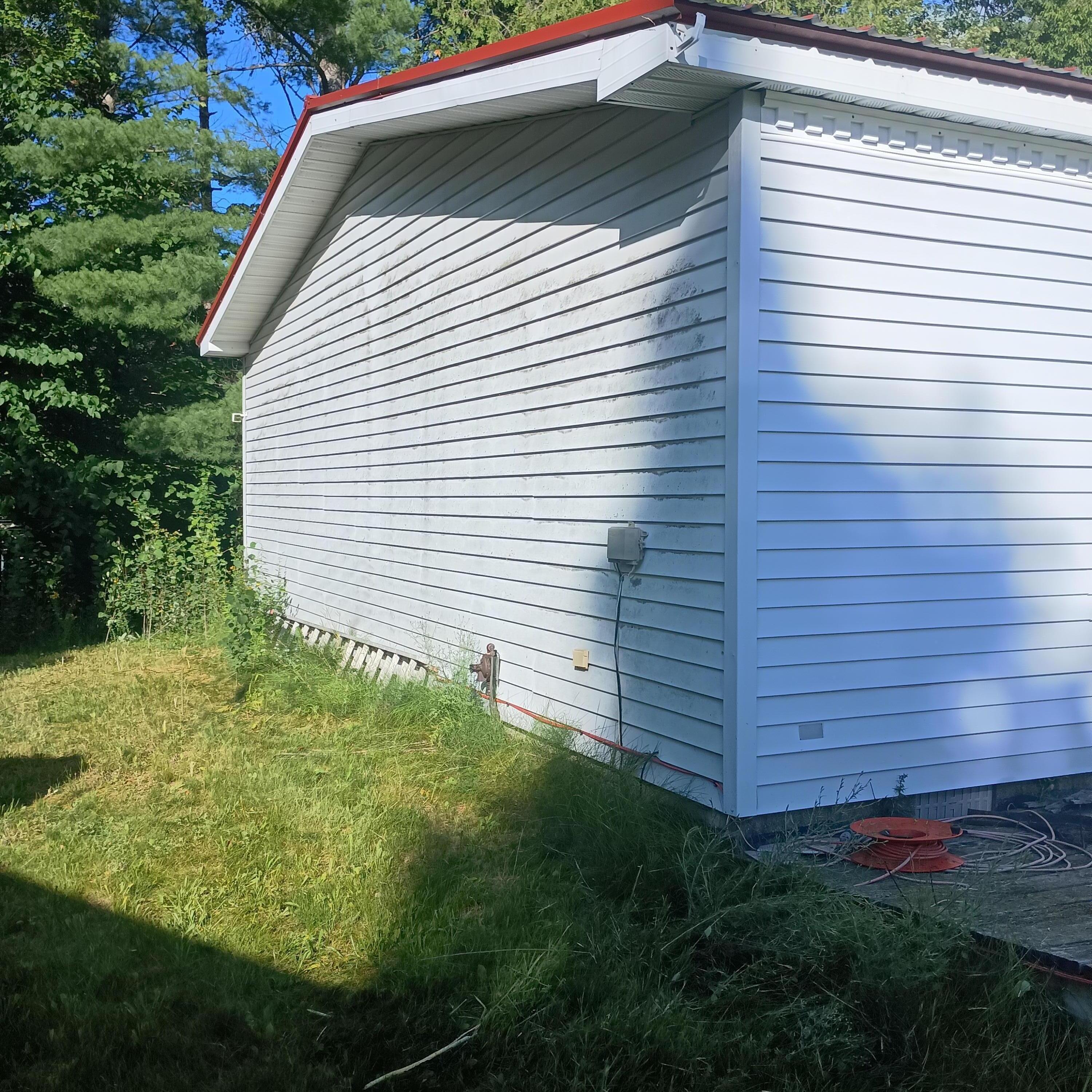 136 Ray Road Mio, MI 48647 - Photo 15 of 19 IMG_20250717_183008922