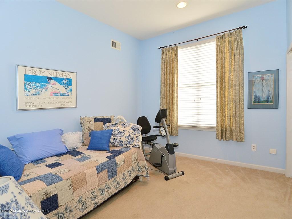 6 Barton Creek Road Jackson, NJ 08527 - Photo 18 of 34 020_Bedroom