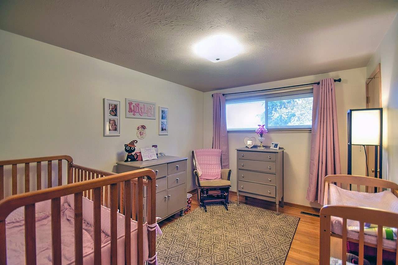 9916 North Huntington Road Spokane, WA 99218 - Photo 13 of 20