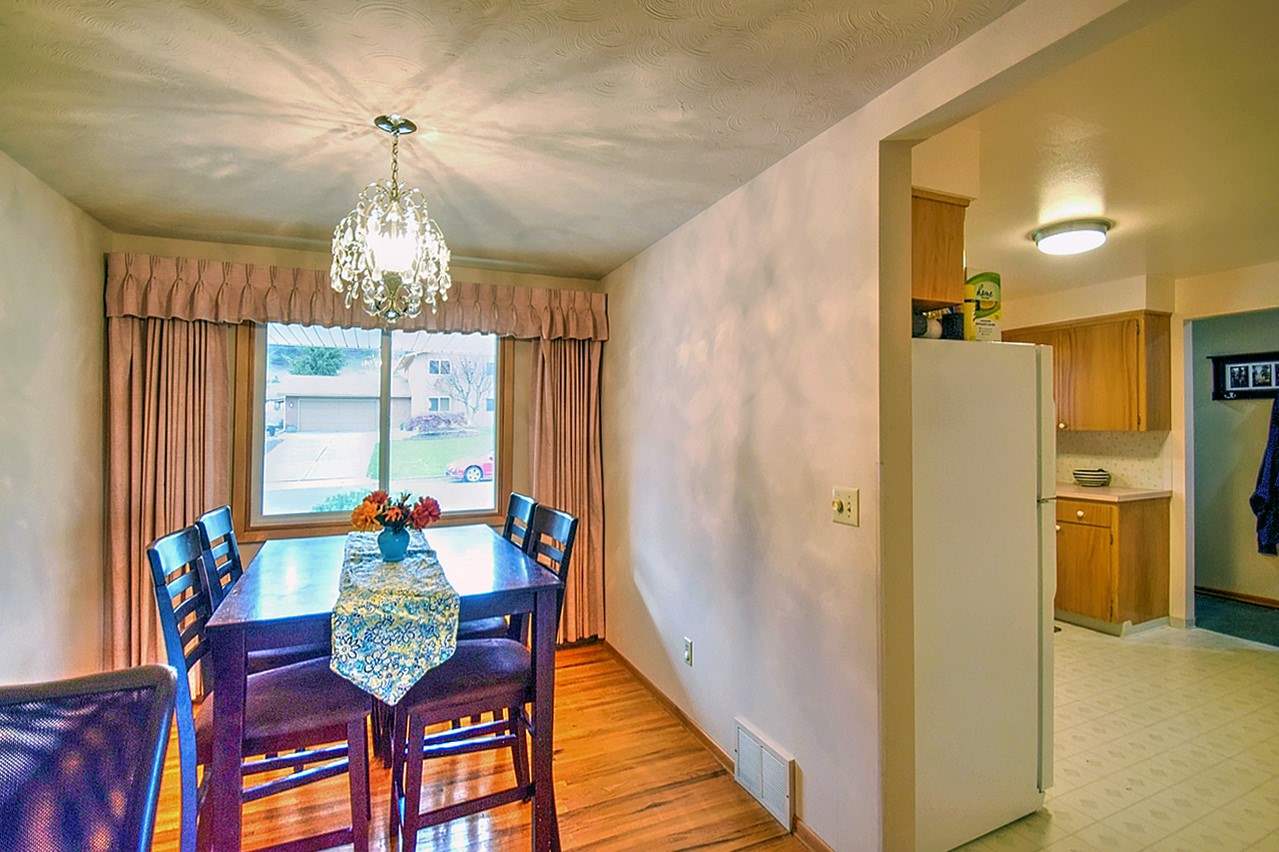 9916 North Huntington Road Spokane, WA 99218 - Photo 6 of 20