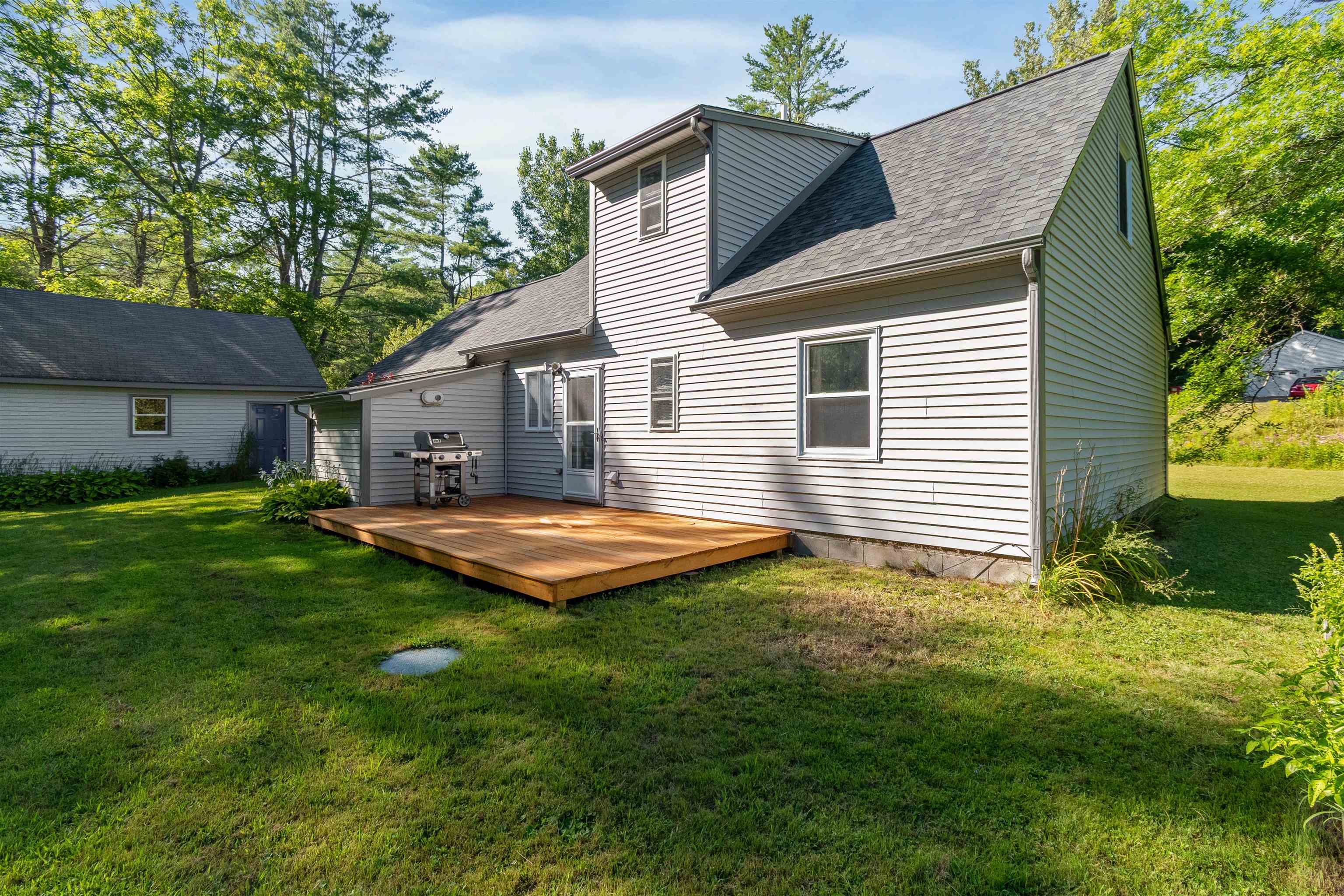 123 Red Clover Way Milton, VT 05468 - Photo 7 of 60 Gallery Image 7