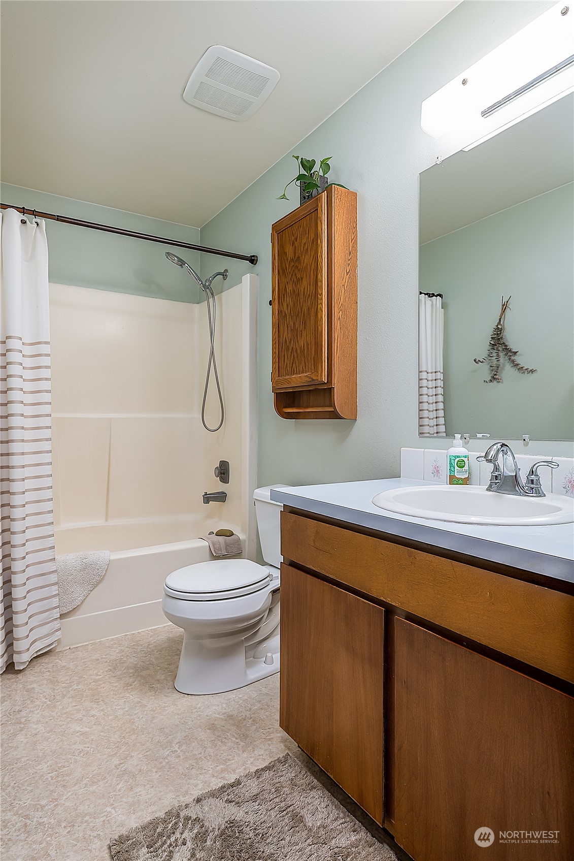 9228 Southeast View Park Road Port Orchard, WA 98367 - Photo 20 of 35 Gallery Image 20