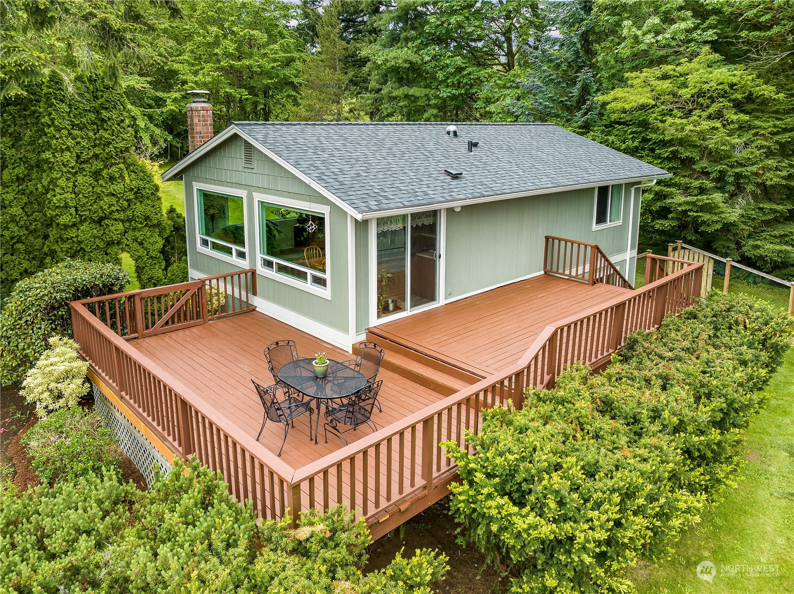 9228 Southeast View Park Road Port Orchard, WA 98367 - Photo 10 of 35 Gallery Image 10
