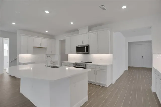 $599,990 | 7433 Sea Manatee Street, Palmetto, FL 34221